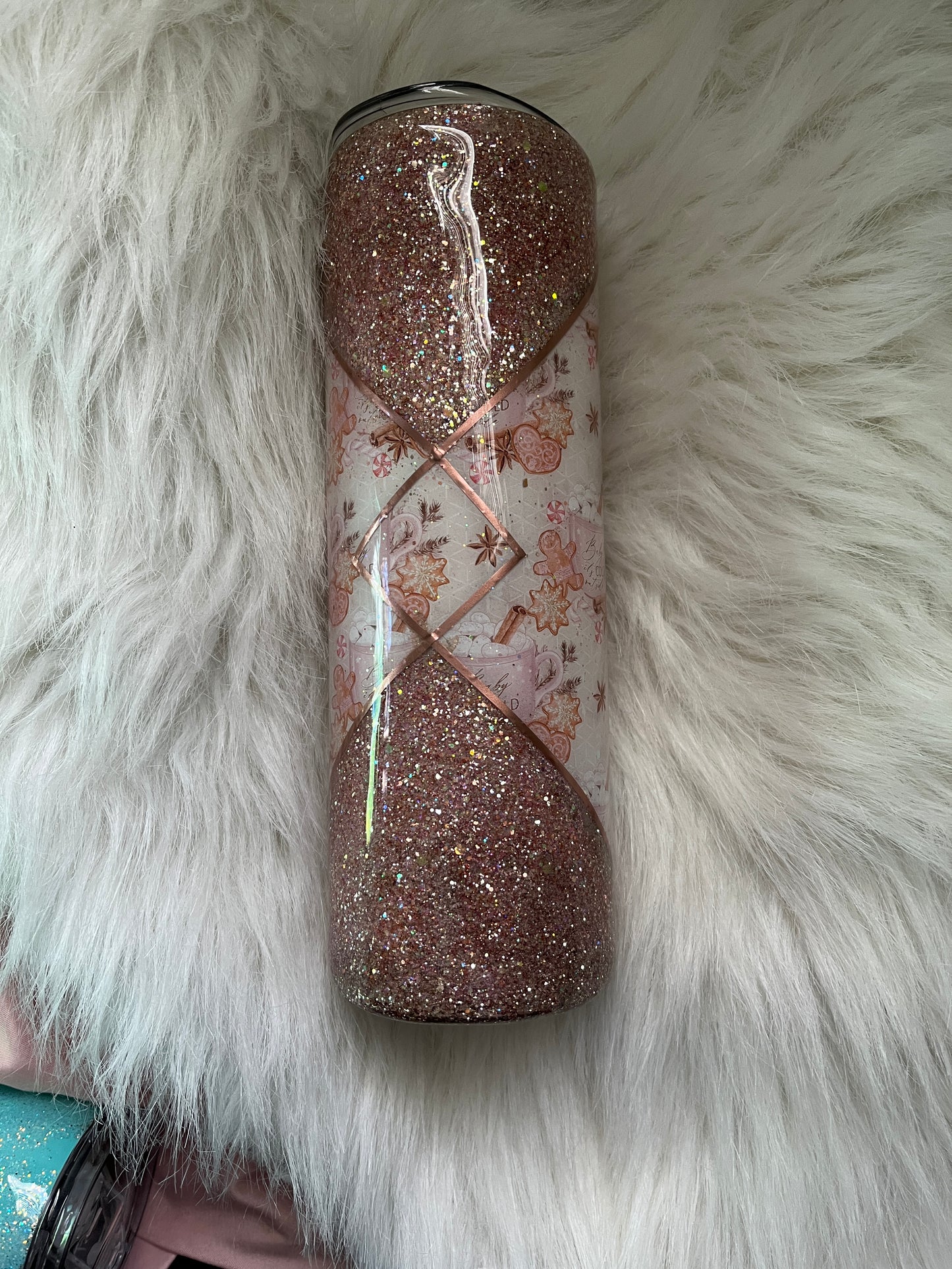 RTS 30 oz glittered gingerbread delight