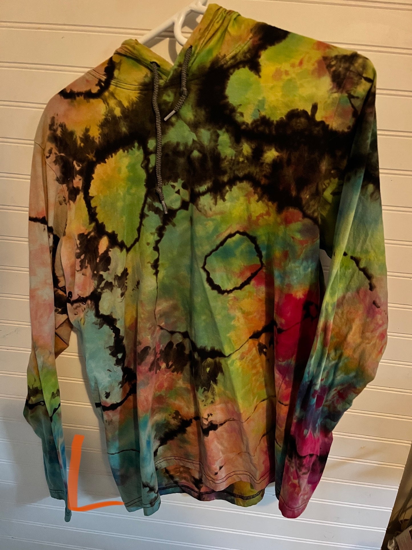 RTS Large hooded t-shirt!