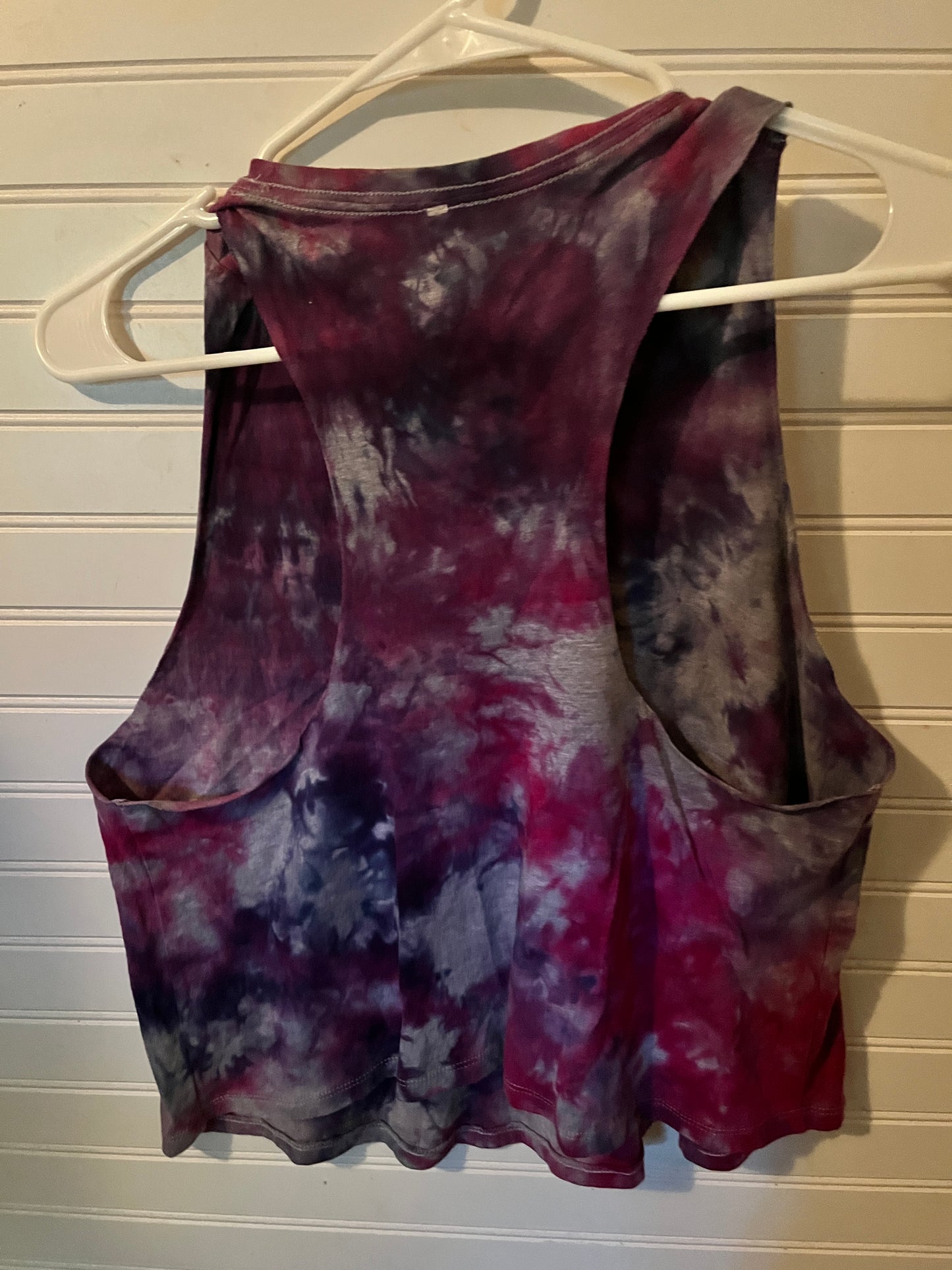 Large cropped tank